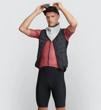 Load image into Gallery viewer, Elements / Insulated Gilet - Black
