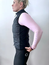 Load image into Gallery viewer, Elements / Insulated Gilet - Black