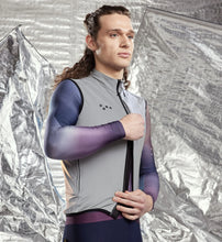 Load image into Gallery viewer, Men's RideFLASH Gilet - Reflective
