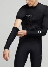 Load image into Gallery viewer, Core / Arm Warmers - Black