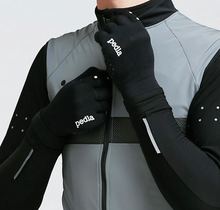 Load image into Gallery viewer, Core / AquaSHIELD Gloves - Black