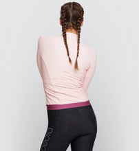 Load image into Gallery viewer, Essentials / Women&#39;s Thermal LS Jersey - PUTTY
