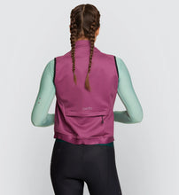 Load image into Gallery viewer, Essentials / Women&#39;s Thermal Gilet - MULBERRY
