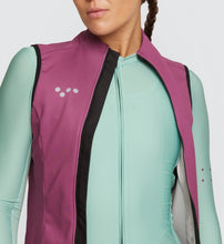 Load image into Gallery viewer, Essentials / Women&#39;s Thermal Gilet - MULBERRY
