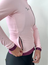 Load image into Gallery viewer, Essentials / Women&#39;s Thermal LS Jersey - PUTTY
