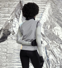 Load image into Gallery viewer, Elevate / Women&#39;s RideFLASH Gilet - Reflective
